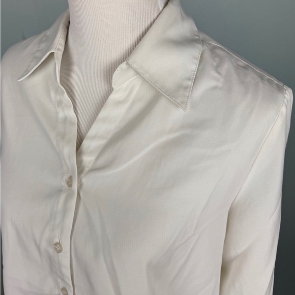 Women’s Blouse - Picture 3 of 5